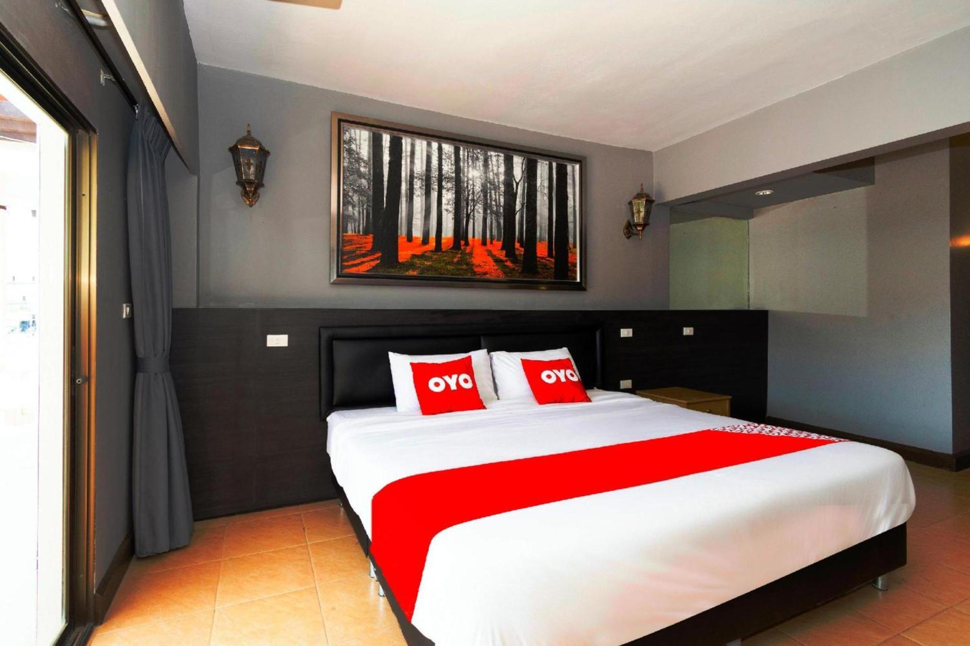 Highway Hotel Hua Hin Exterior photo